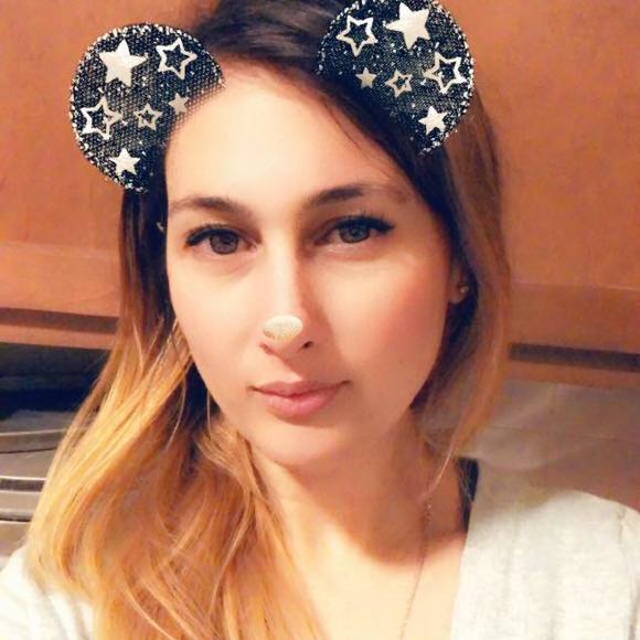 Meet your Posher, Maria - Picture 1 of 1